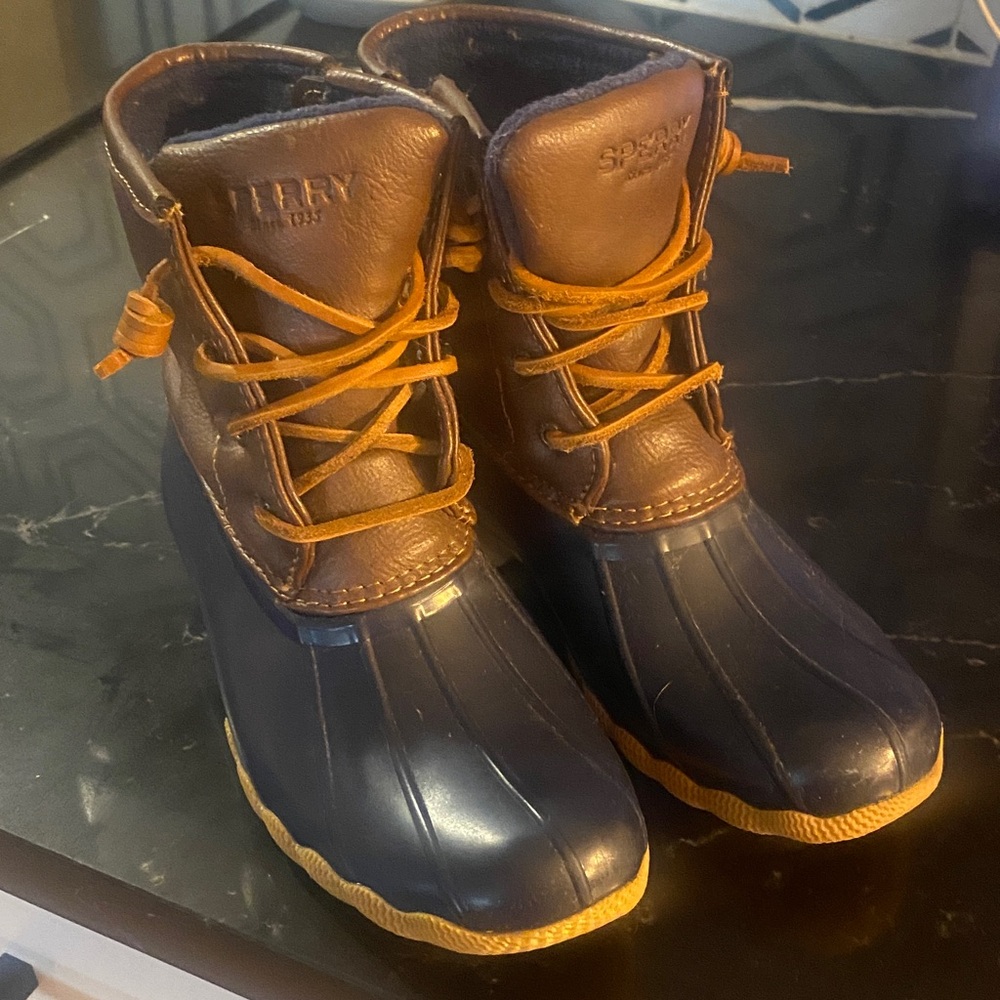 Sperry Navy and Brown Men’s Waterproof Duck Boots